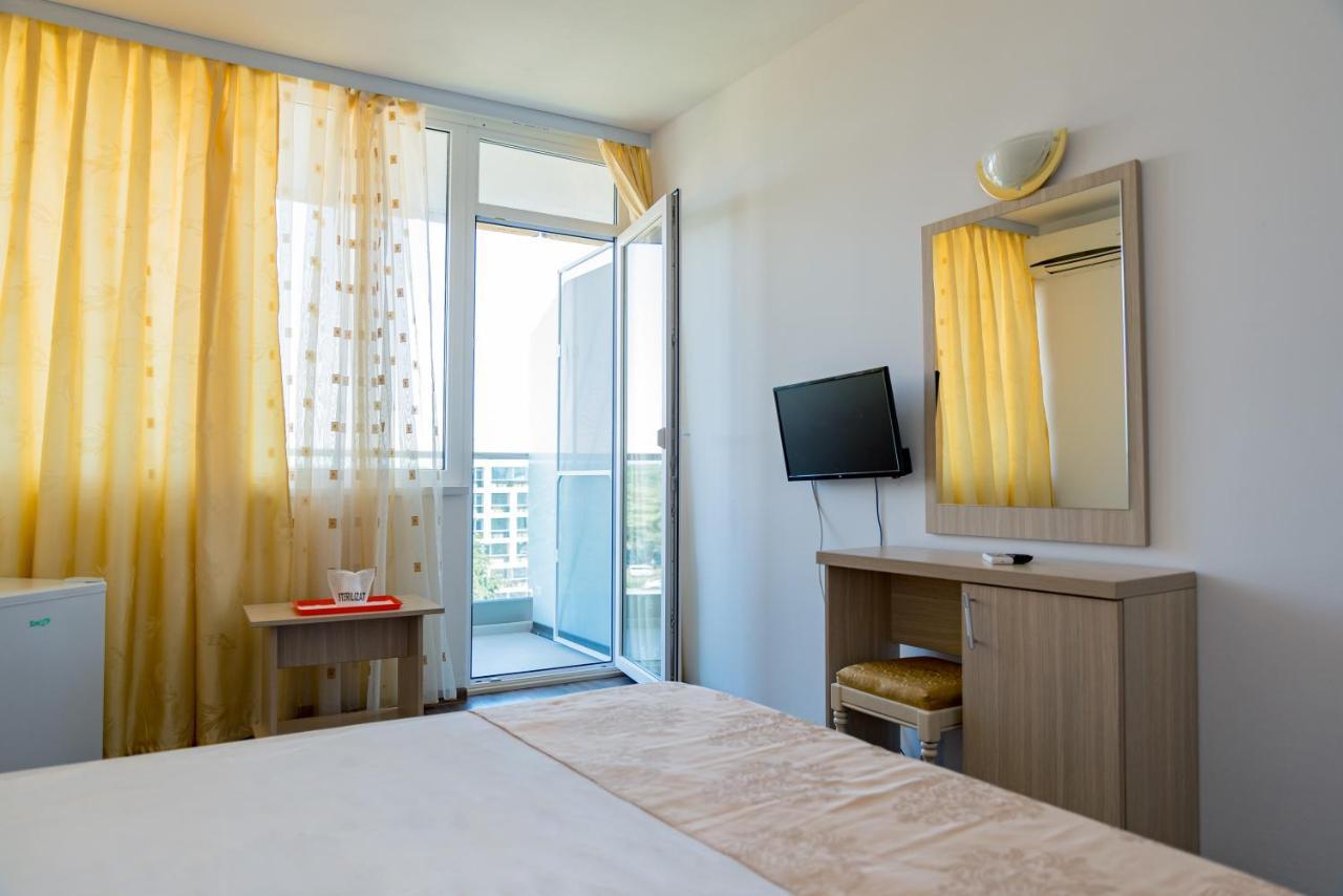 Apollo Hotel